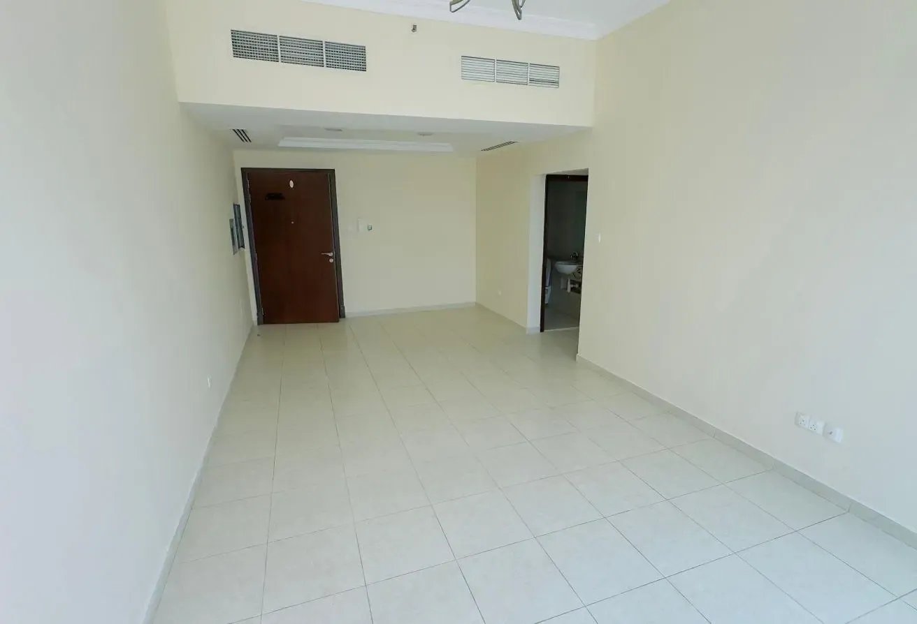 Modern 1BR Apartment | Balcony | 1 Month Free