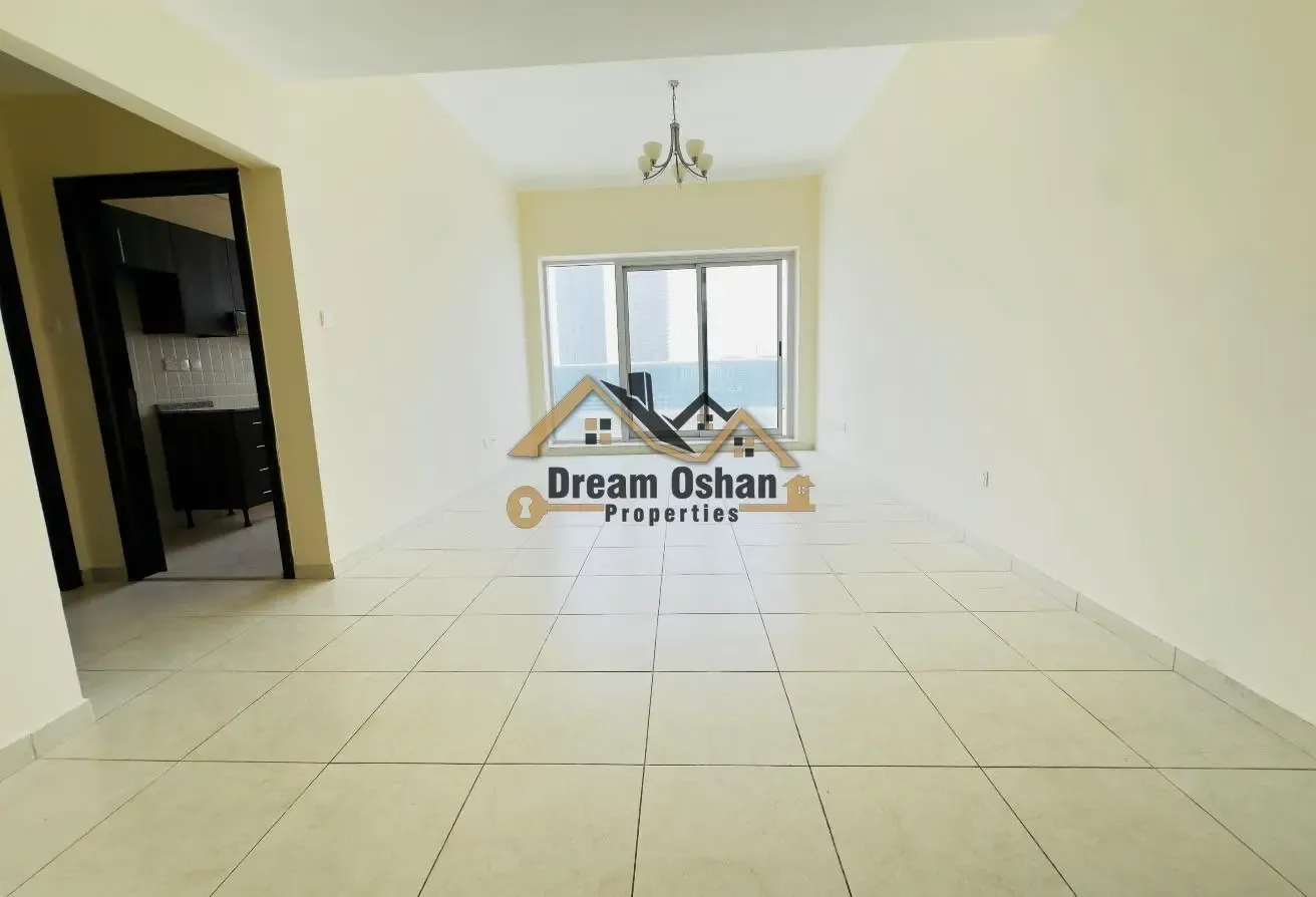 1 BR Apartment in Dubai Silicon Oasis with Parking