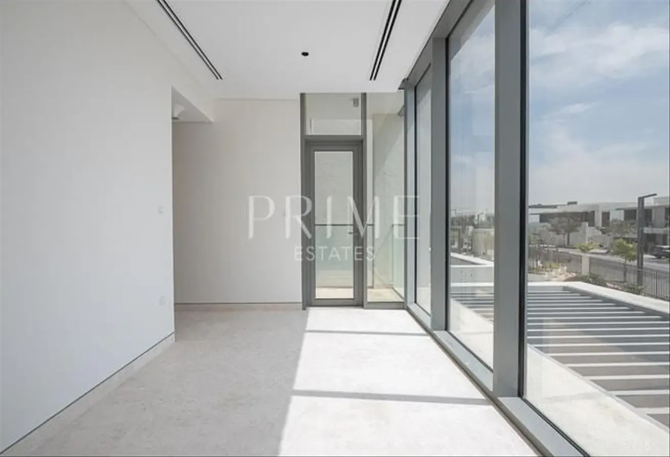 Luxury 4BR |  Prime Location | Vacant