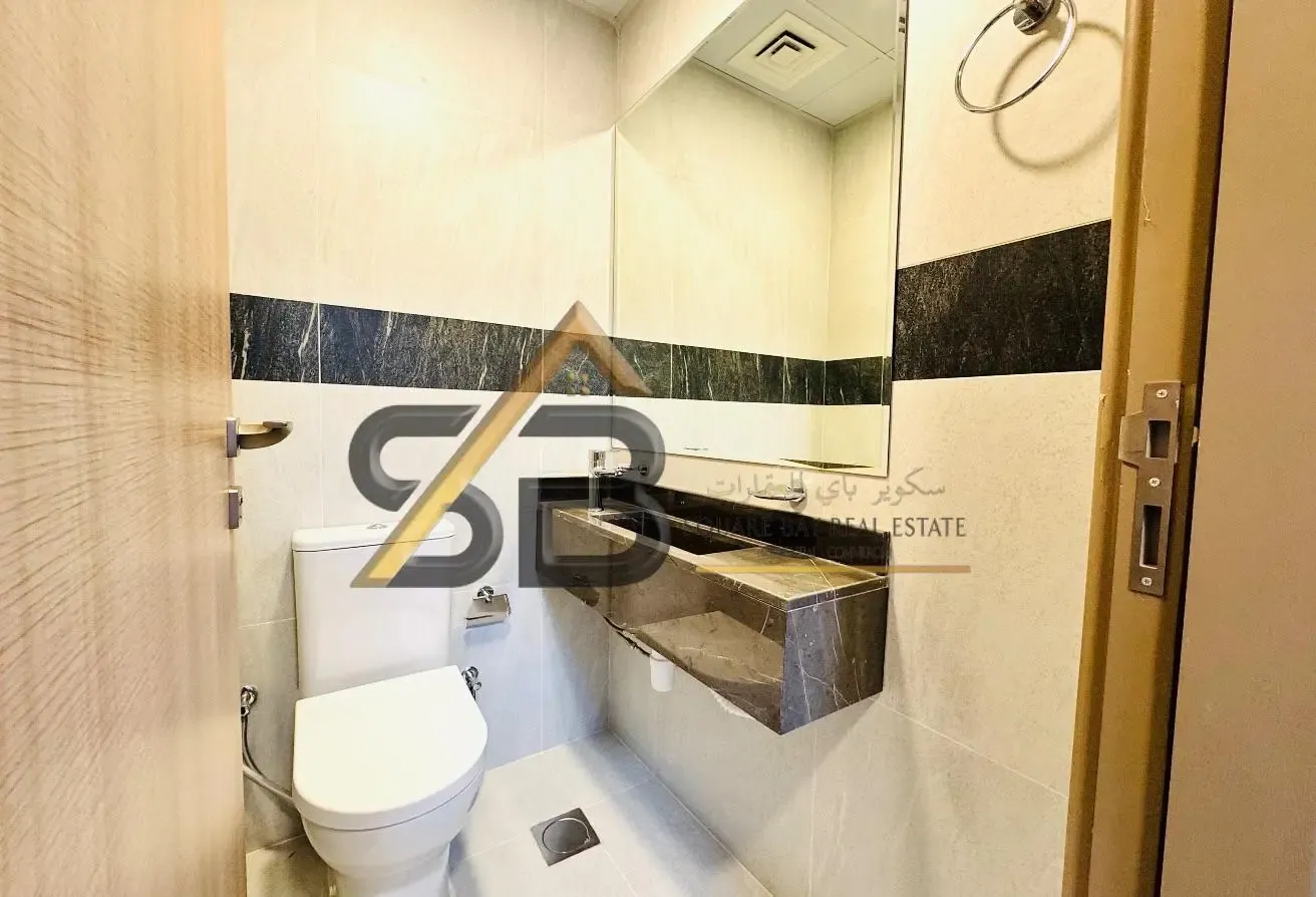 Spacious 1 Bedroom Apartment with  All Facilities