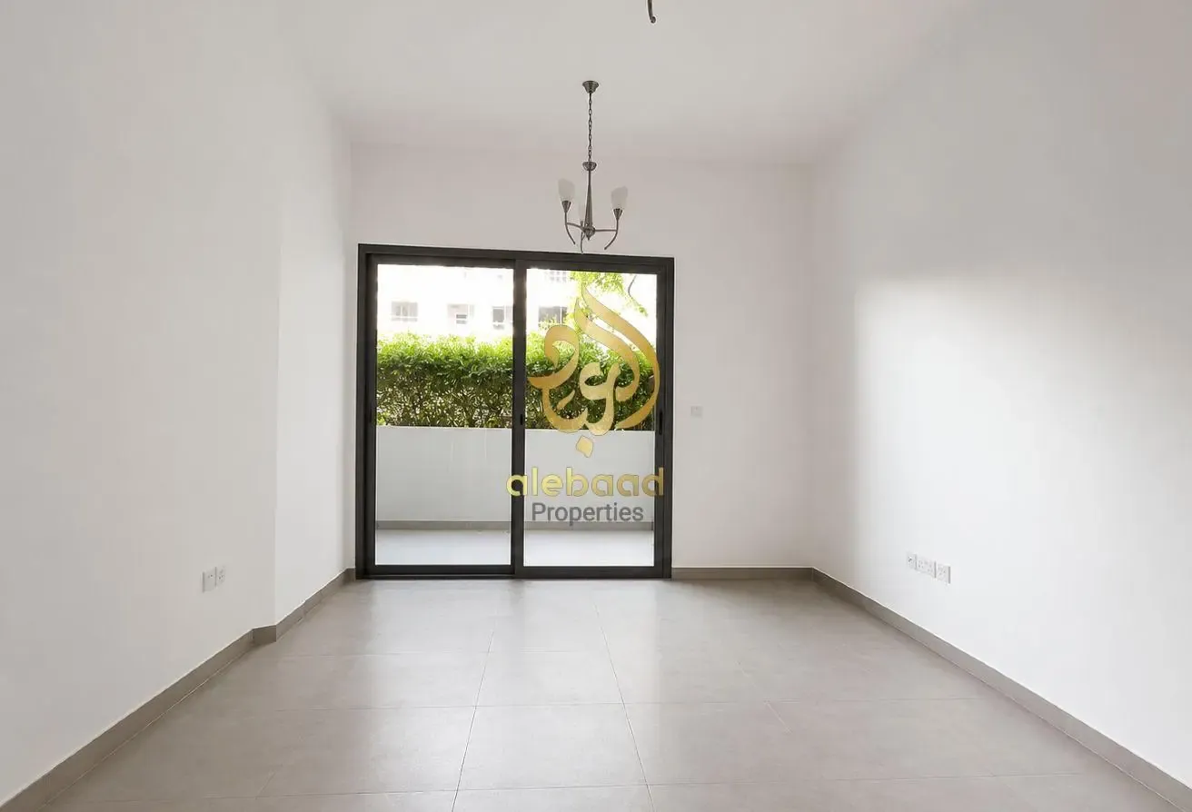 Book Now specious 1BR very prime location