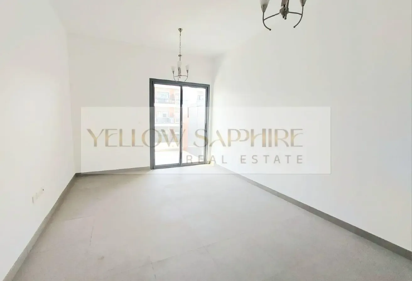 1BR | Prestige Building | Ready to Move in