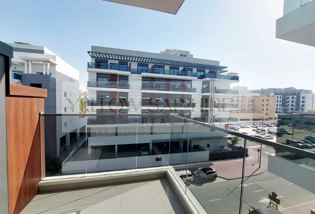 1BR | Prestige Building | Ready to Move in