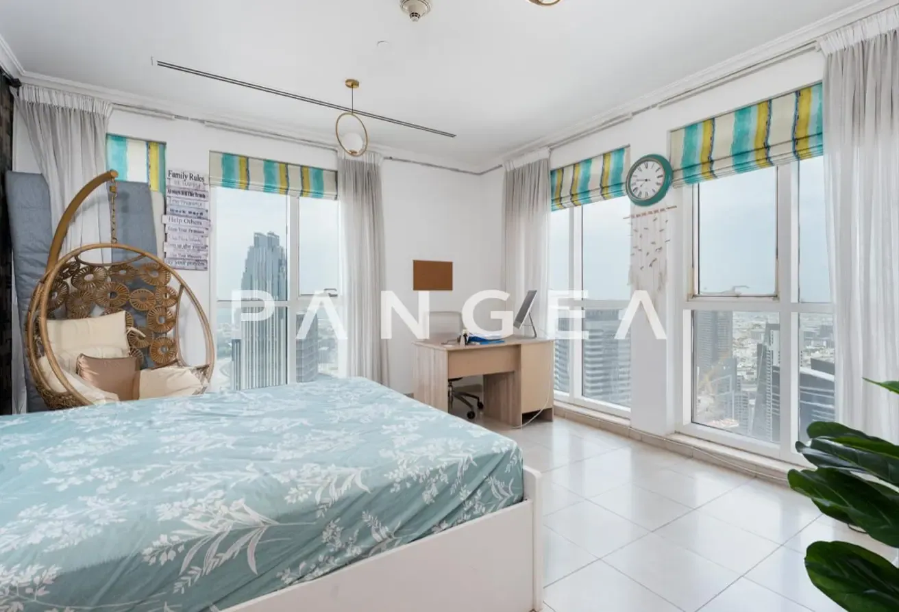 Burj Khalifa View | High Floor | Flexible Cheques