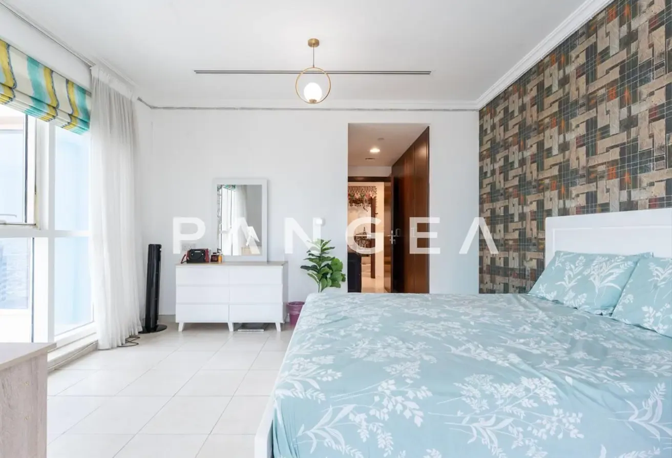 Burj Khalifa View | High Floor | Flexible Cheques
