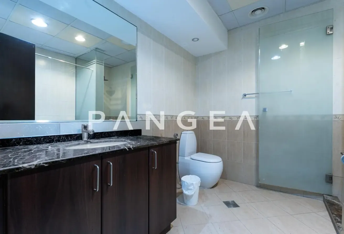 Burj Khalifa View | High Floor | Flexible Cheques