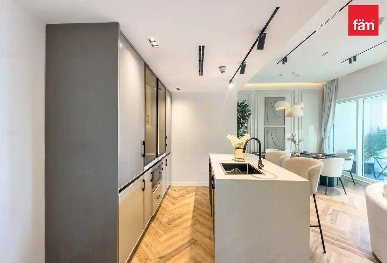 Upgraded APT | Partial Canal View | Furnished