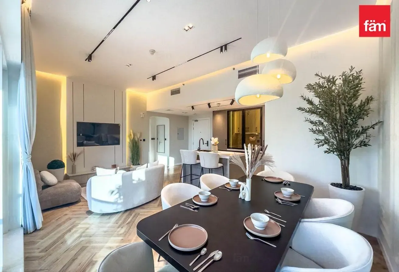 Upgraded APT | Partial Canal View | Furnished