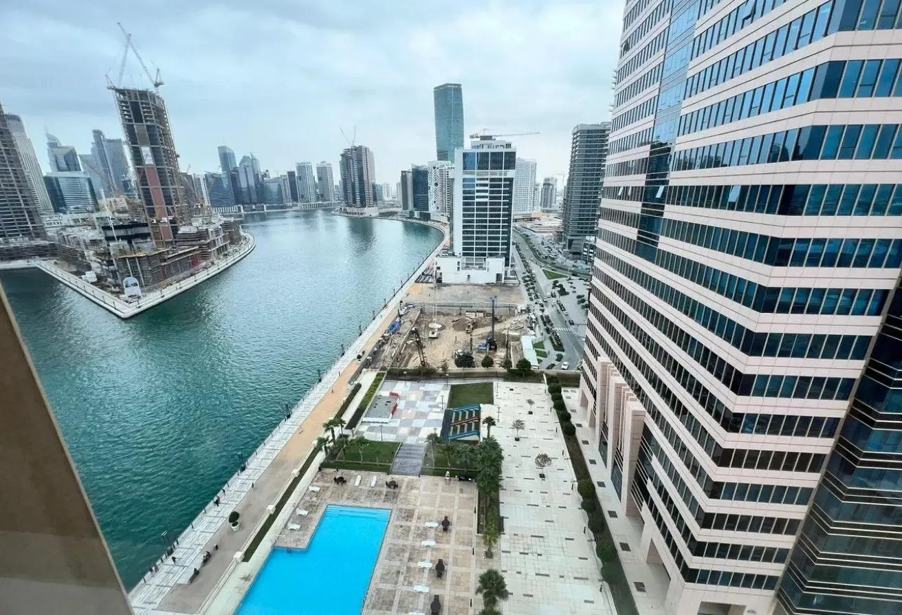Fully Furnished | High floor | Canal View|
