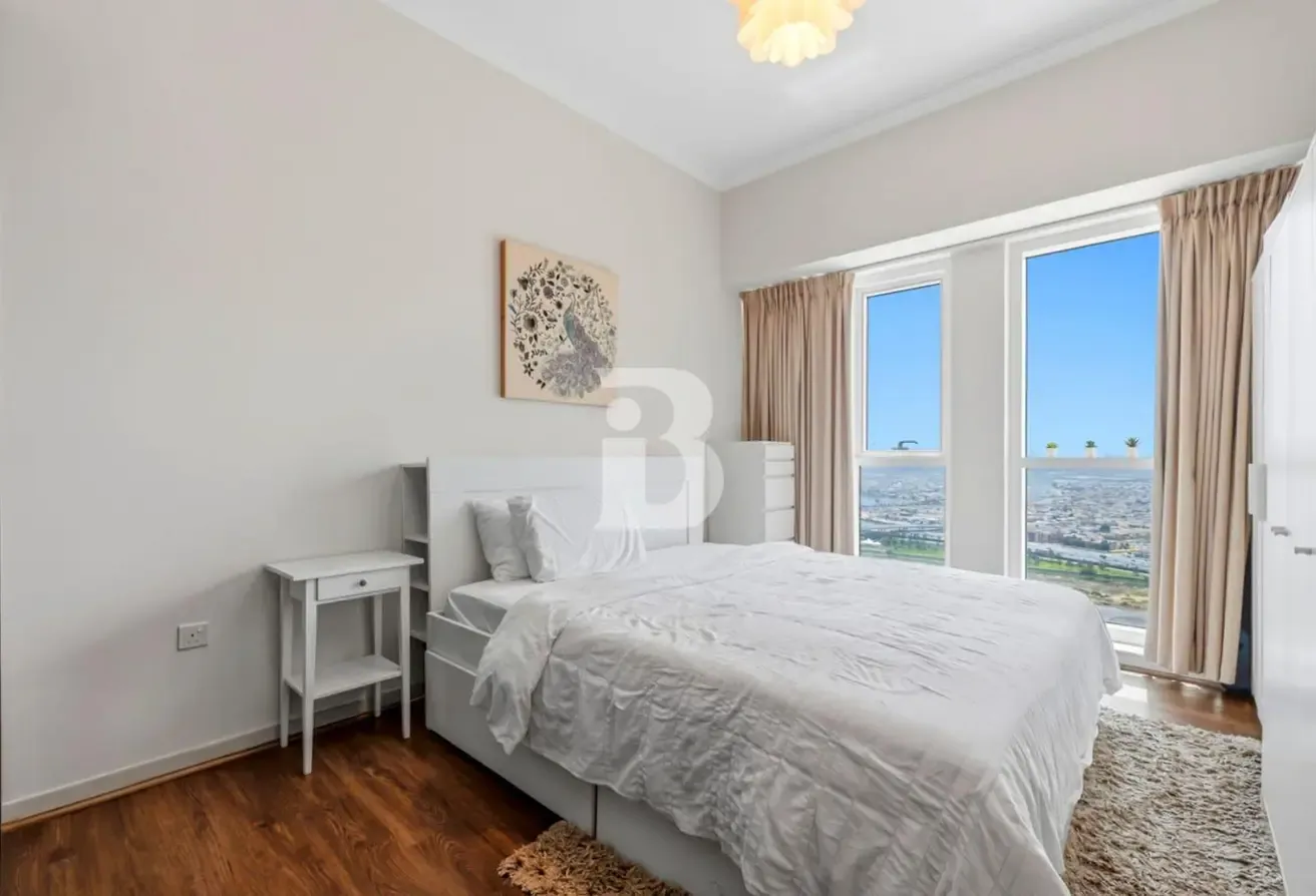 Upgraded Furnished Maid | High Floor | Prime area