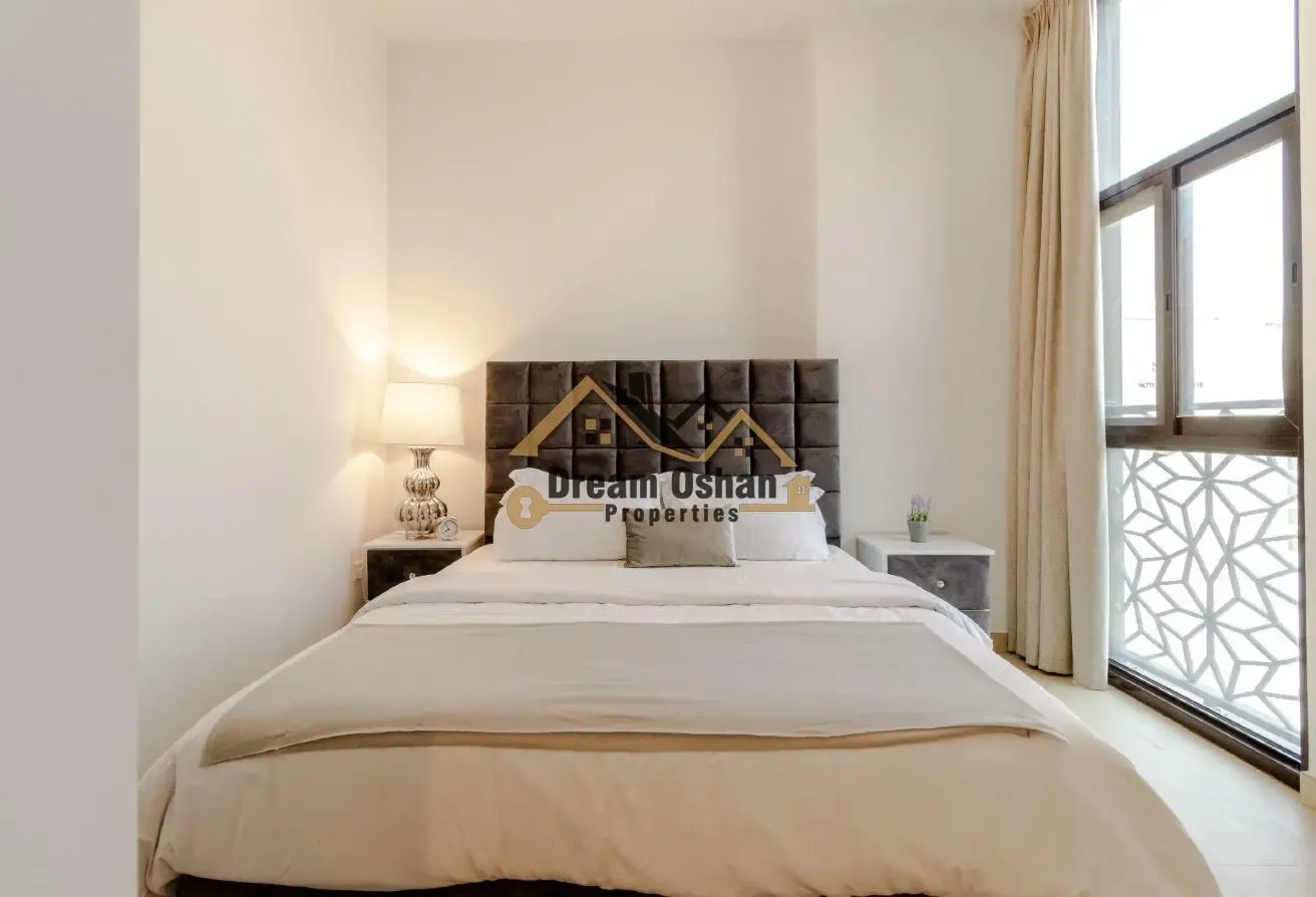 Lavish 1BHK Next To Metro _Canal Area