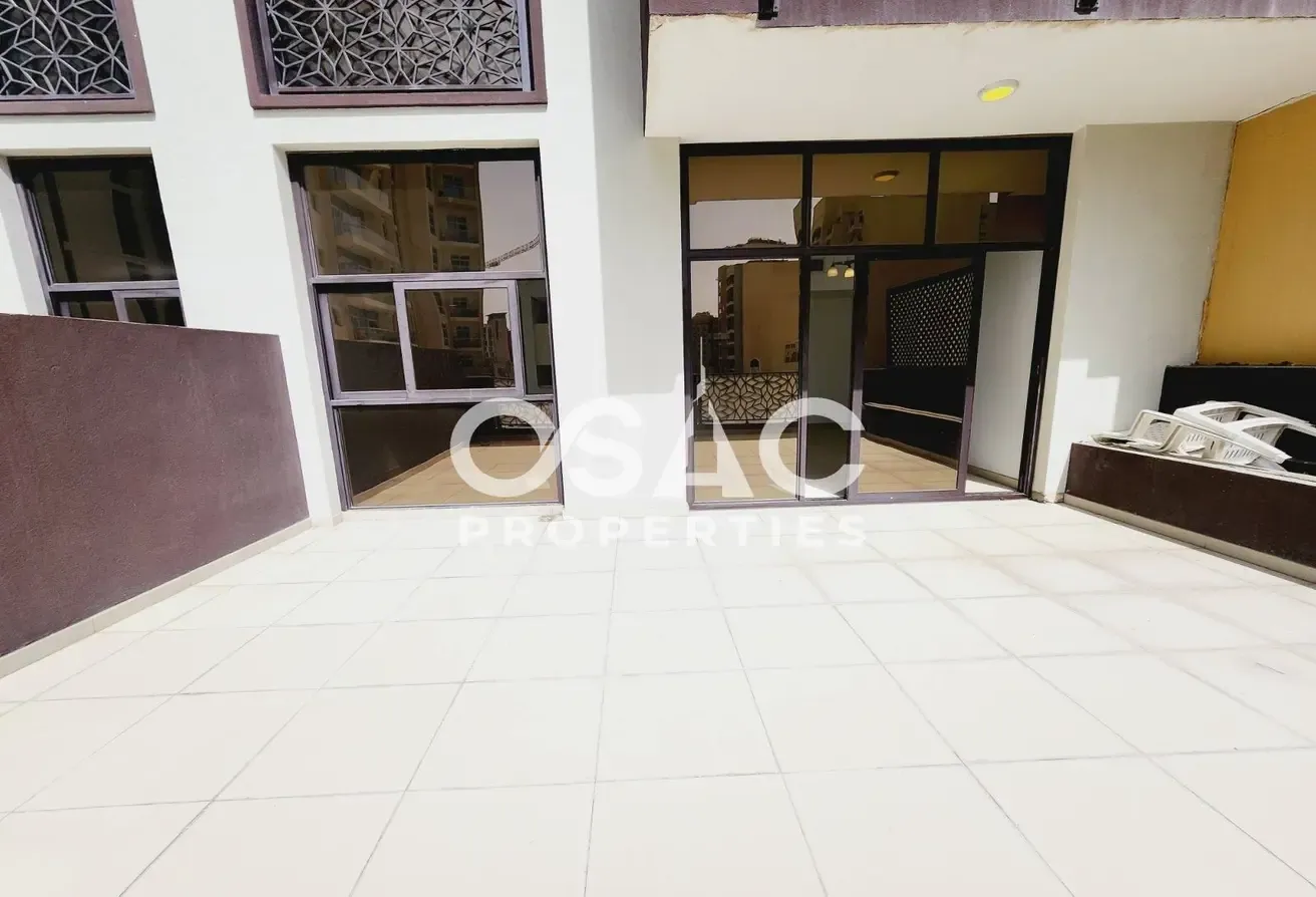 Burj Khalifa View | Well Maintained | Near Metro