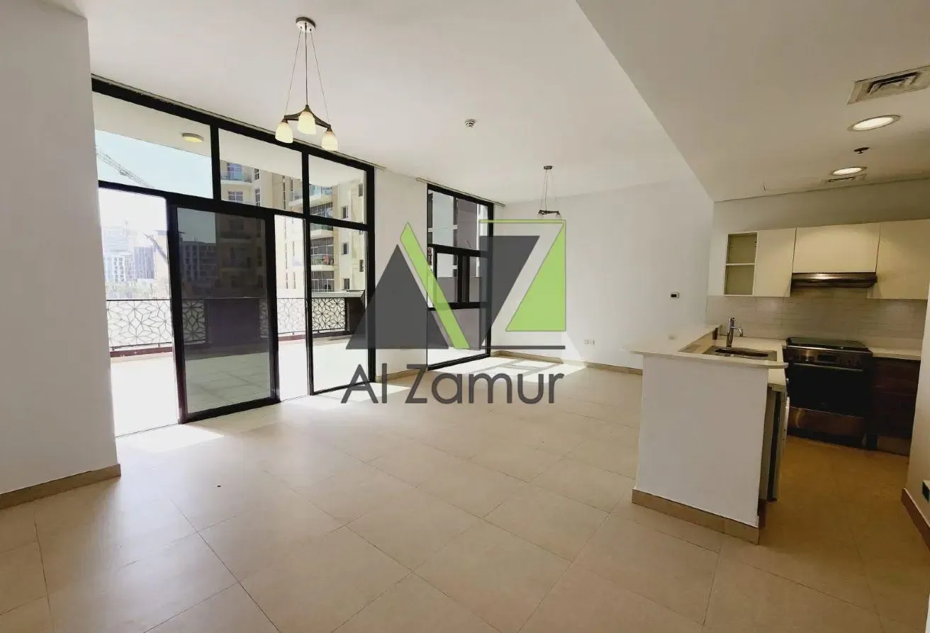 LAVISH 2BR | W/ TERRACE | KHALIFA VIEW | SPACIOUS