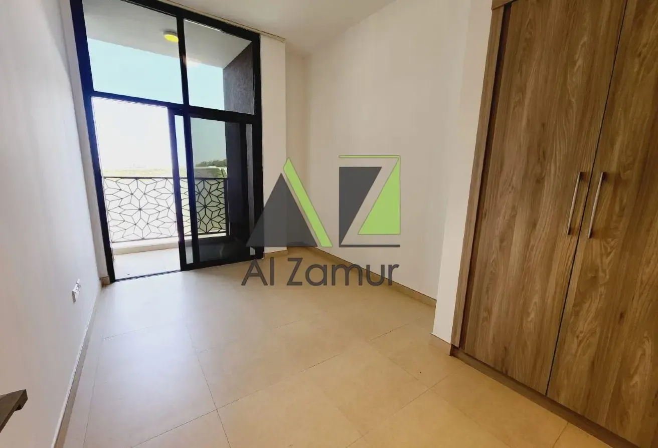 LAVISH 2BR | W/ TERRACE | KHALIFA VIEW | SPACIOUS