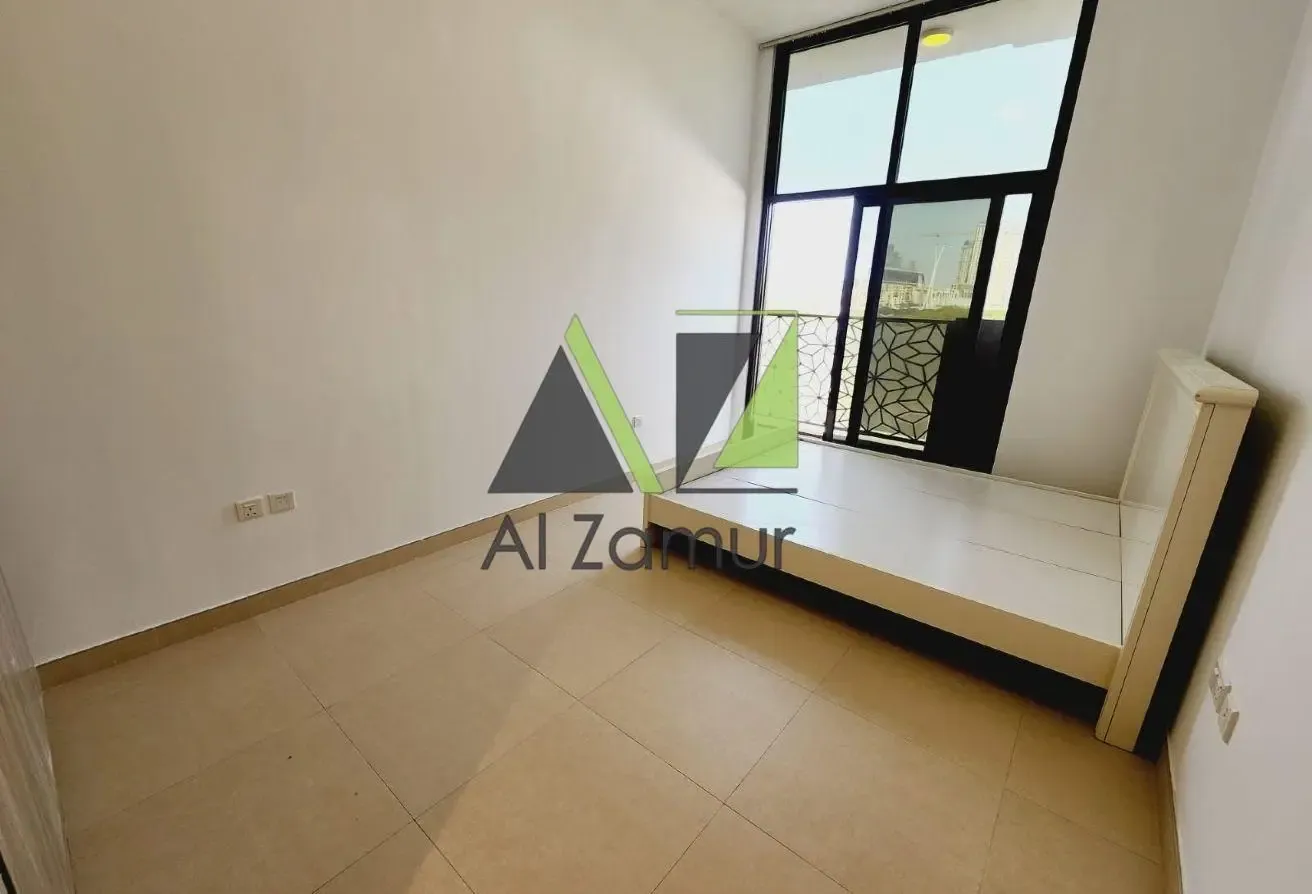 LAVISH 2BR | W/ TERRACE | KHALIFA VIEW | SPACIOUS