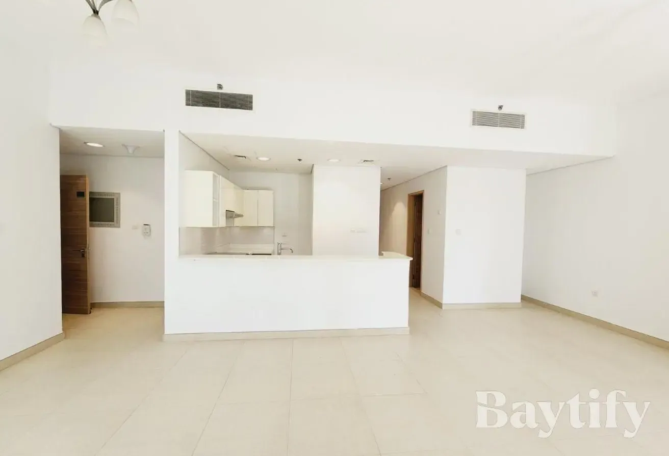SPACIOUS | HUGE TERRACE | MID FLOOR