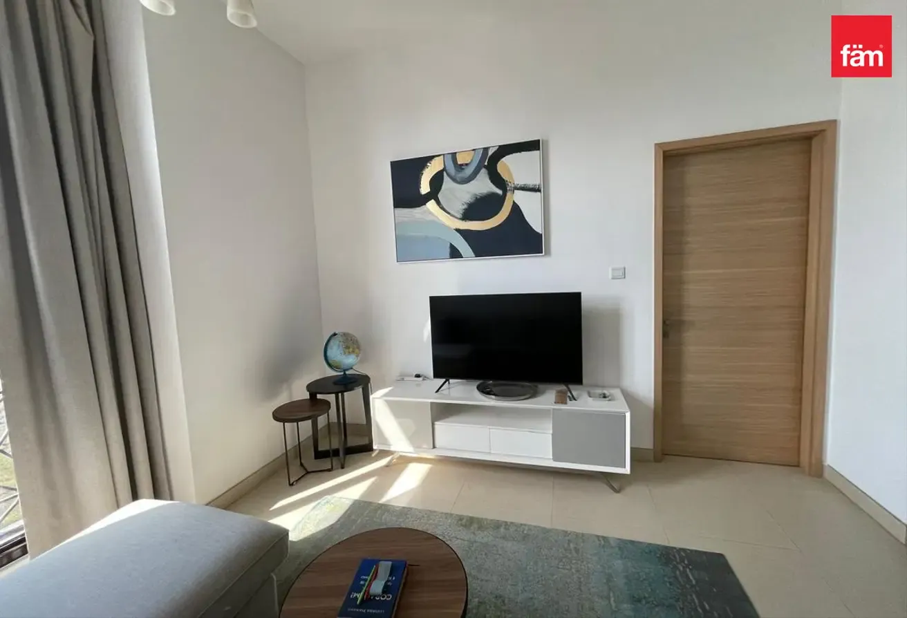 Fully Furnished | Vacant | Prime Location