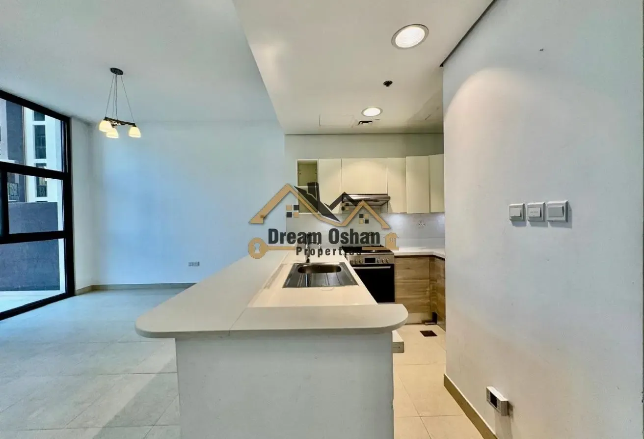 Terrace Unit•Charming Layout•Nearby metro•Gym-pool