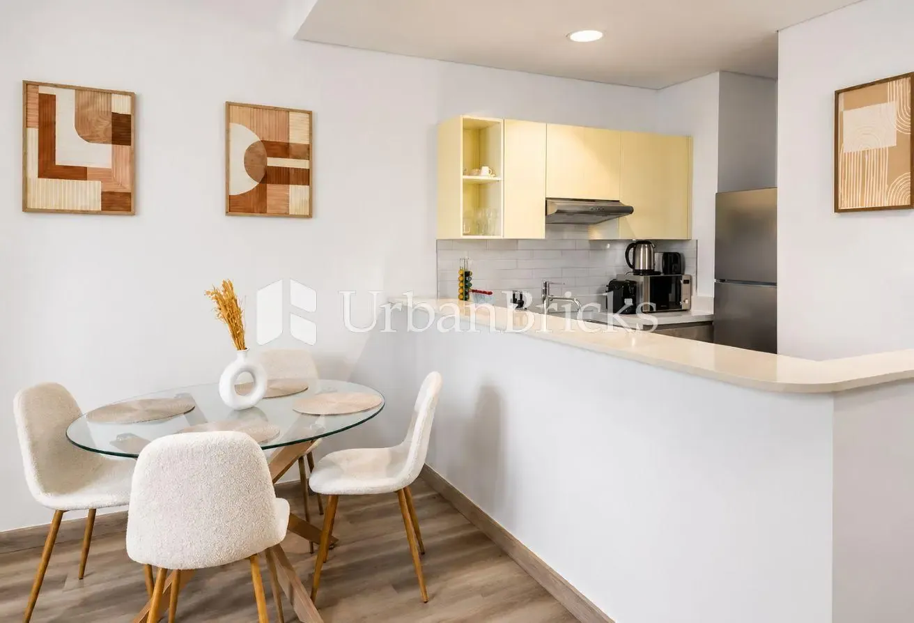 Elevated Living I Skyline Views I Fully Furnished