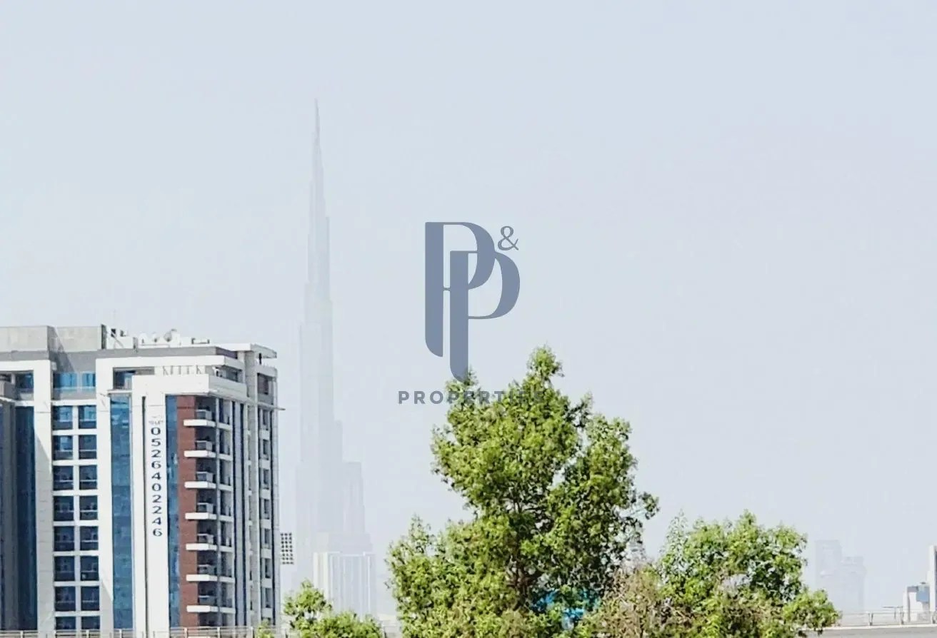 Burj Khalifa View I Near Metro I Huge Balcony
