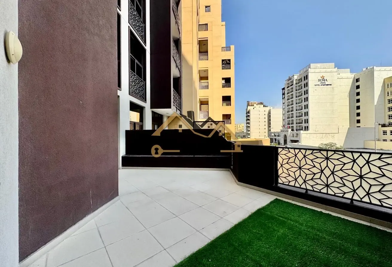 1-BR Nearby Metro•Huge Terrace•Gym-Pool-Parking
