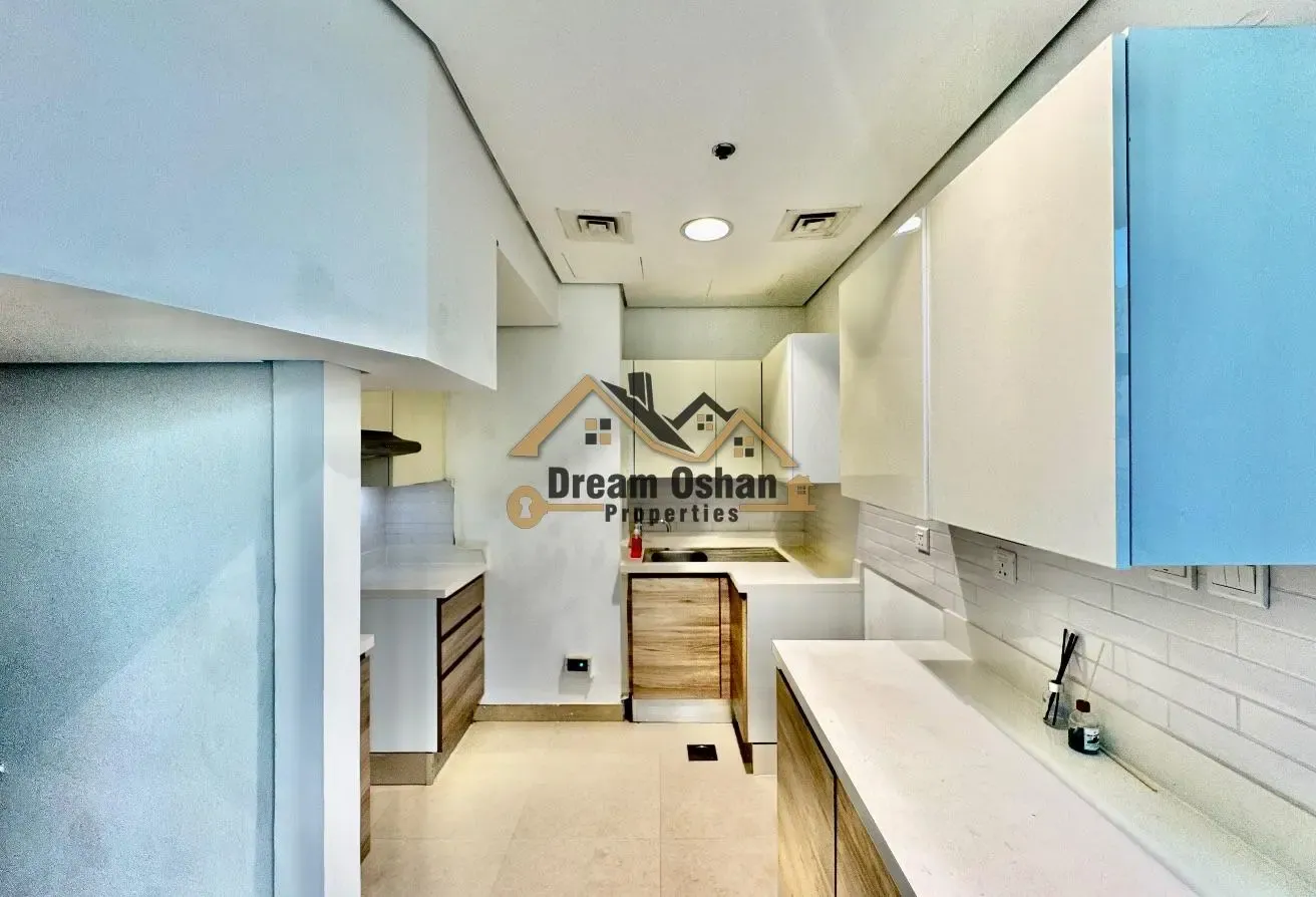 1-BR Nearby Metro•Huge Terrace•Gym-Pool-Parking