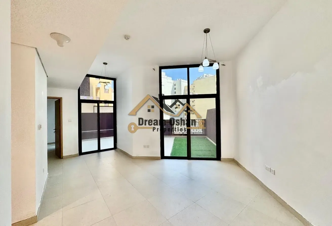 1-BR Nearby Metro•Huge Terrace•Gym-Pool-Parking