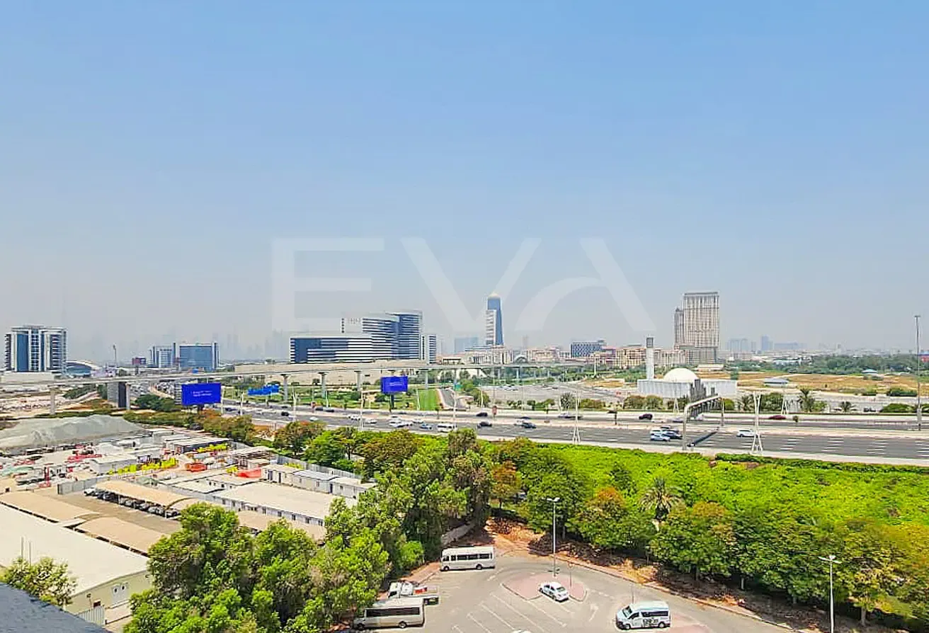 HIGH FLOOR | SPACIOUS LAYOUT | SKYLINE VIEW