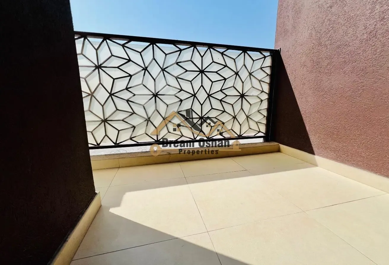 2 BR Semi Furnished with Terrace Near Metro 102 K