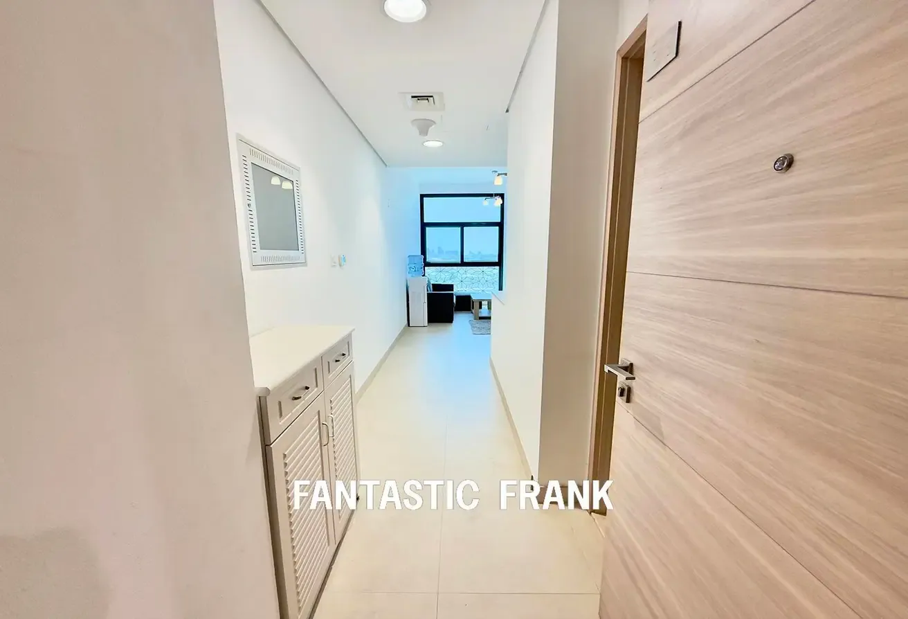 Vastu | Mid Floor | Semi Furnished – 6 Cheques