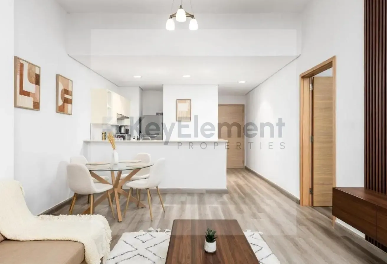Near Metro | Upgraded | Available September 1st