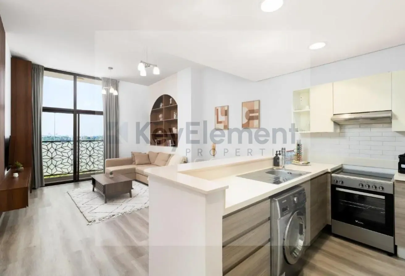 Near Metro | Upgraded | Available September 1st