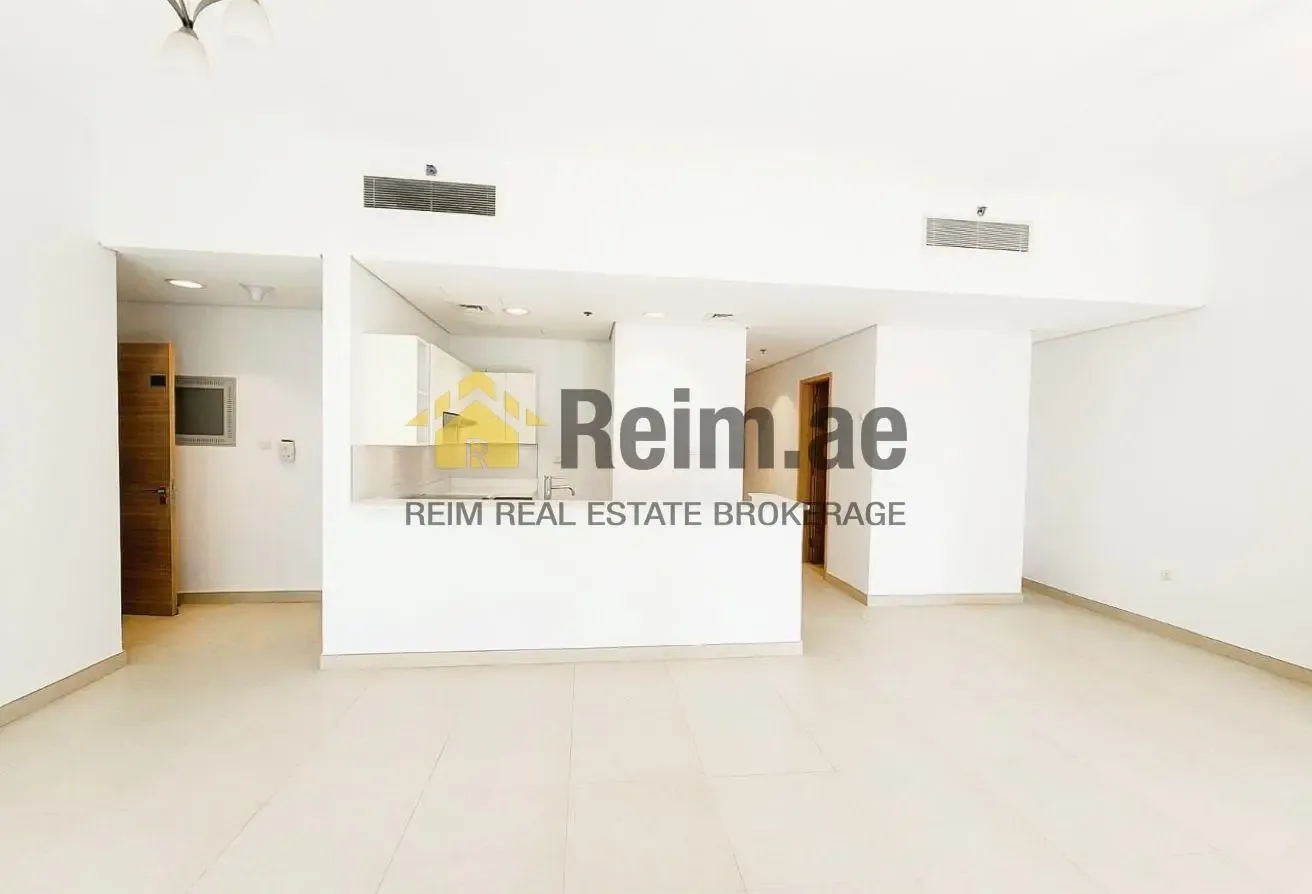 Burj Khalifa View | Well Maintained | Near Metro