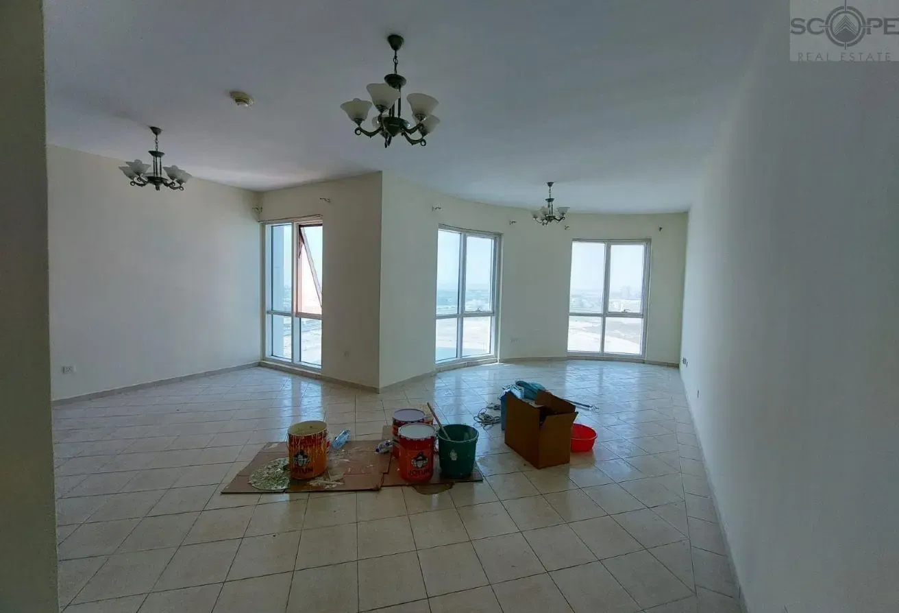 1276Sqft | With Parking | Crescent C | High Floor