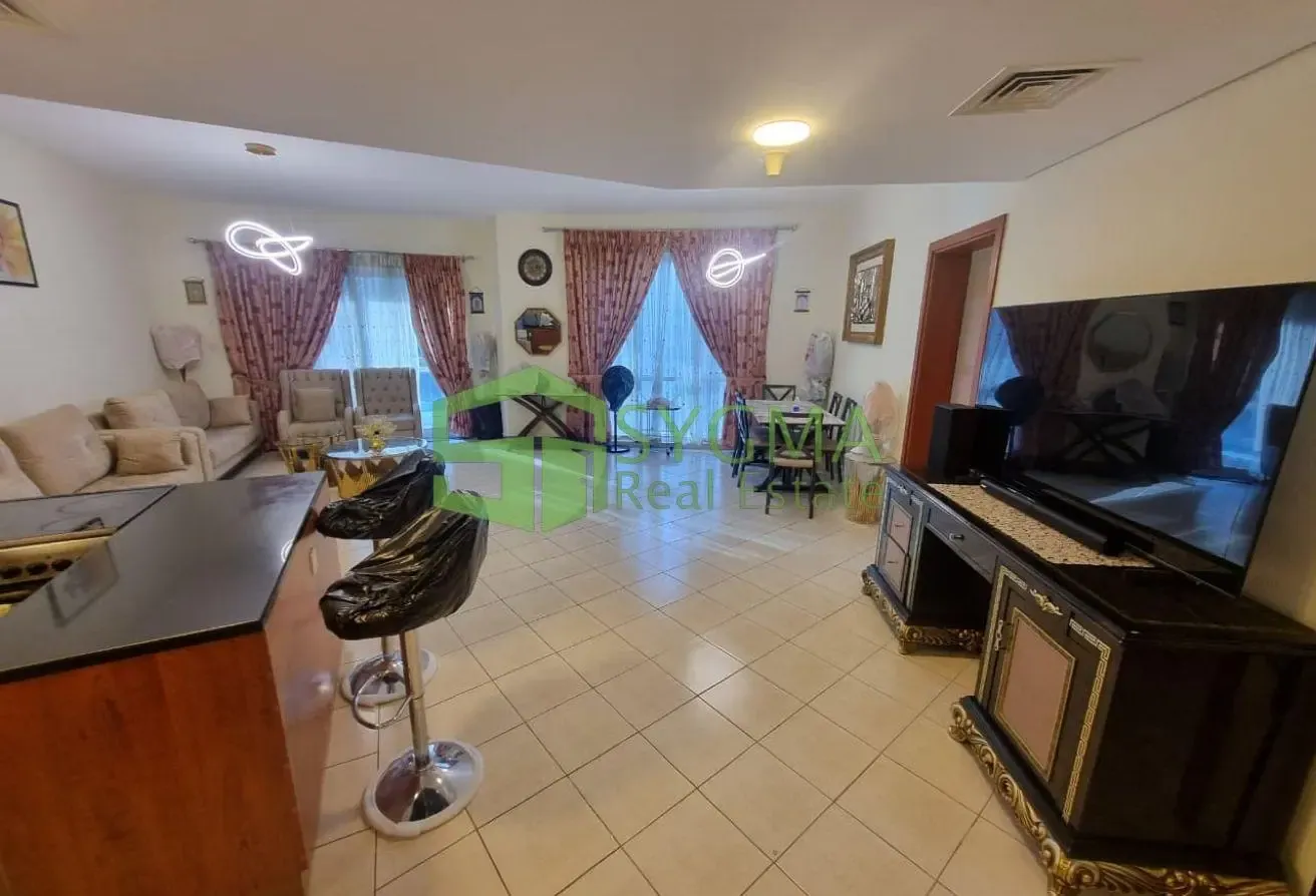 Fully Furnished | With parking | Prime location