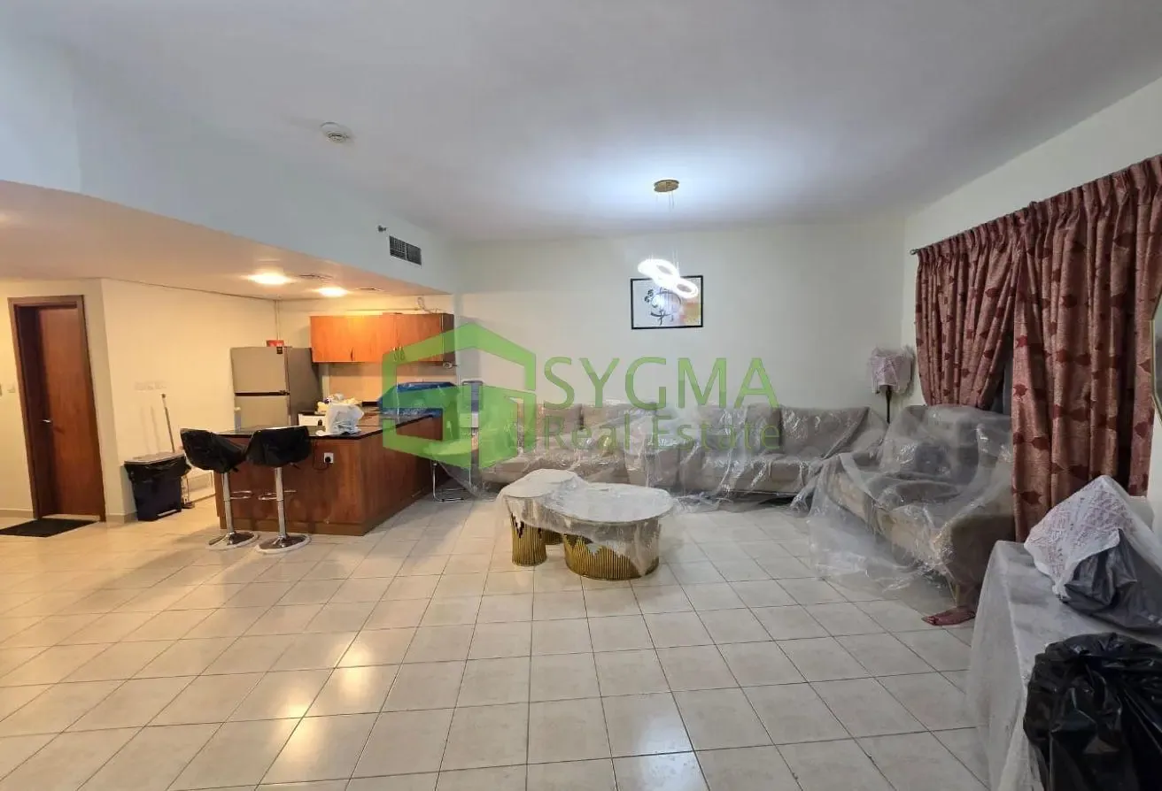 Fully Furnished | With parking | Prime location