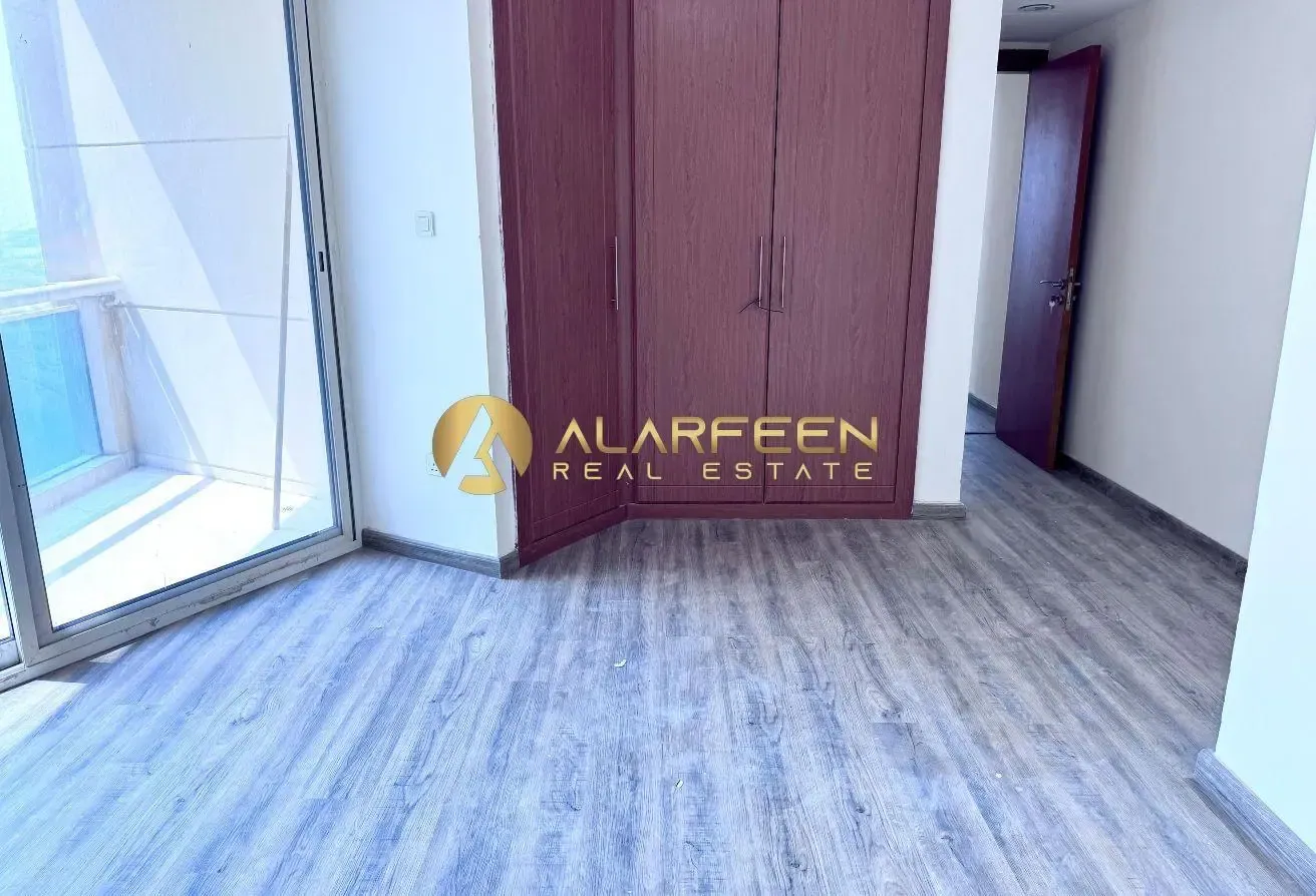 Lake View | Higher Floor | Fitted Kitchen