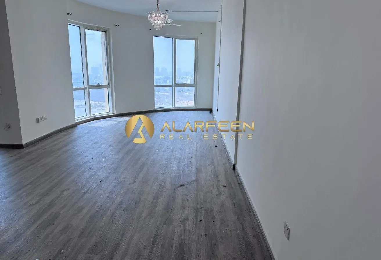 Lake View | Higher Floor | Fitted Kitchen