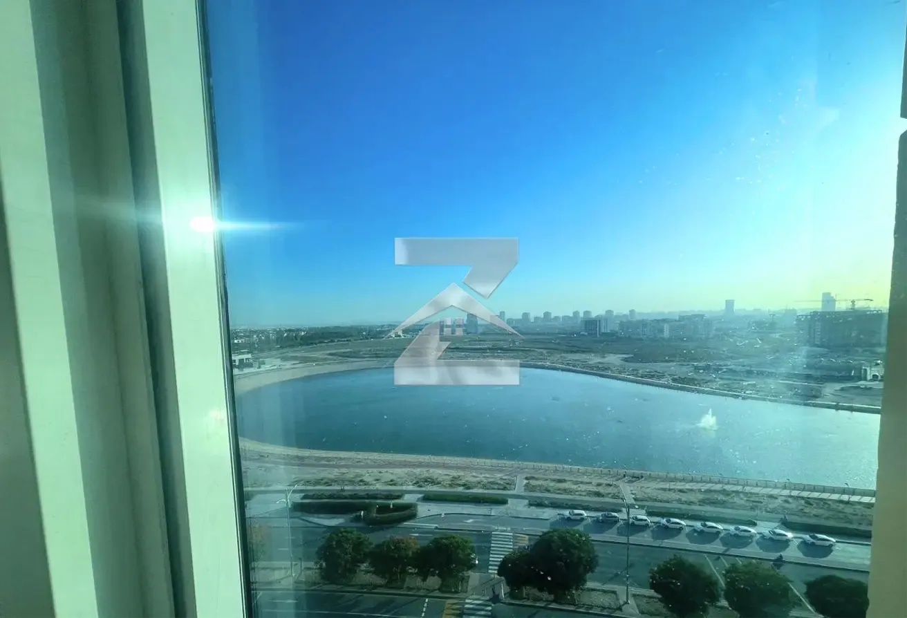 Vacant! Huge Layout | Lake View | Unfurnished