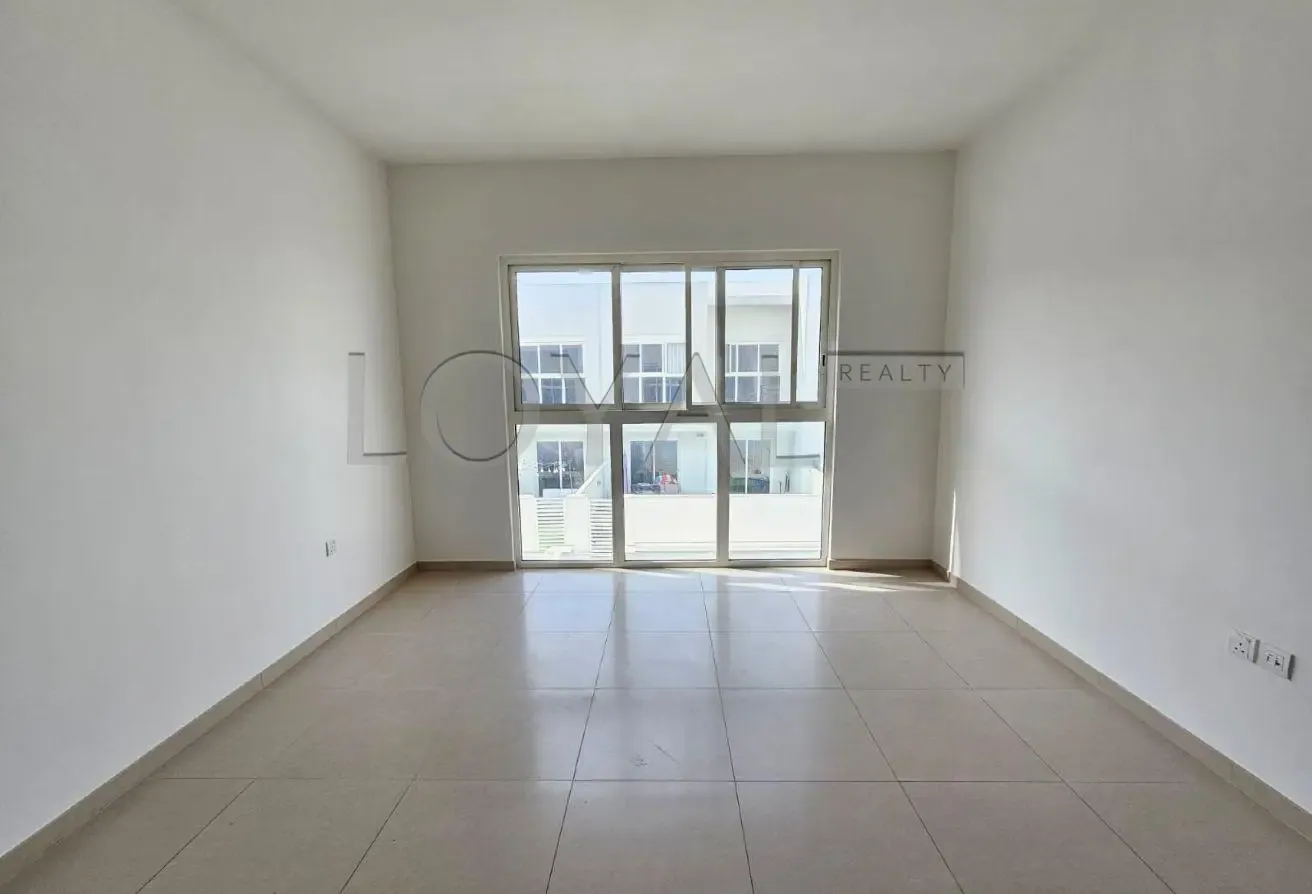 Big Plot | Well Maintained | Semi Detached