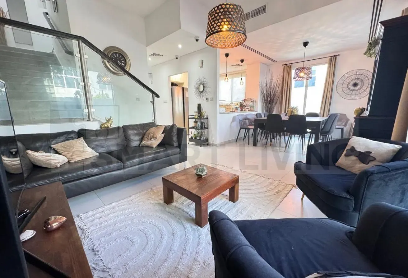 Walk to School | Corner 4 Bed w Jacuzzi |Near Pool