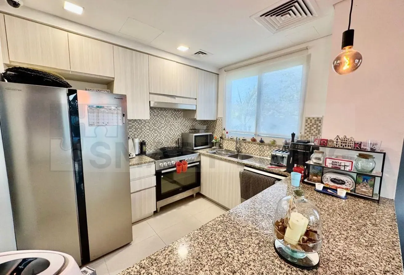 Walk to School | Corner 4 Bed w Jacuzzi |Near Pool
