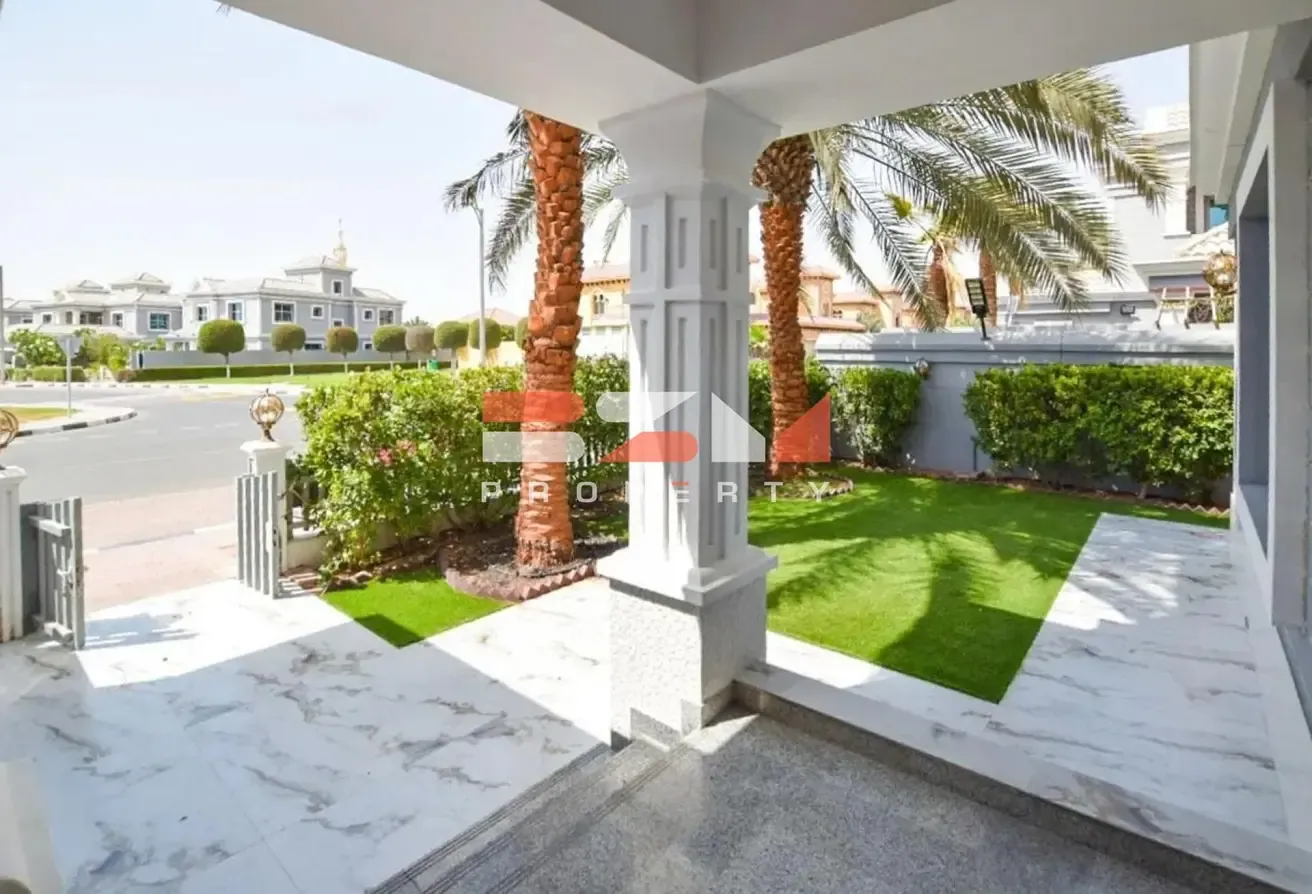 Elegant 4BR Villa | Fully Furnished | Garden