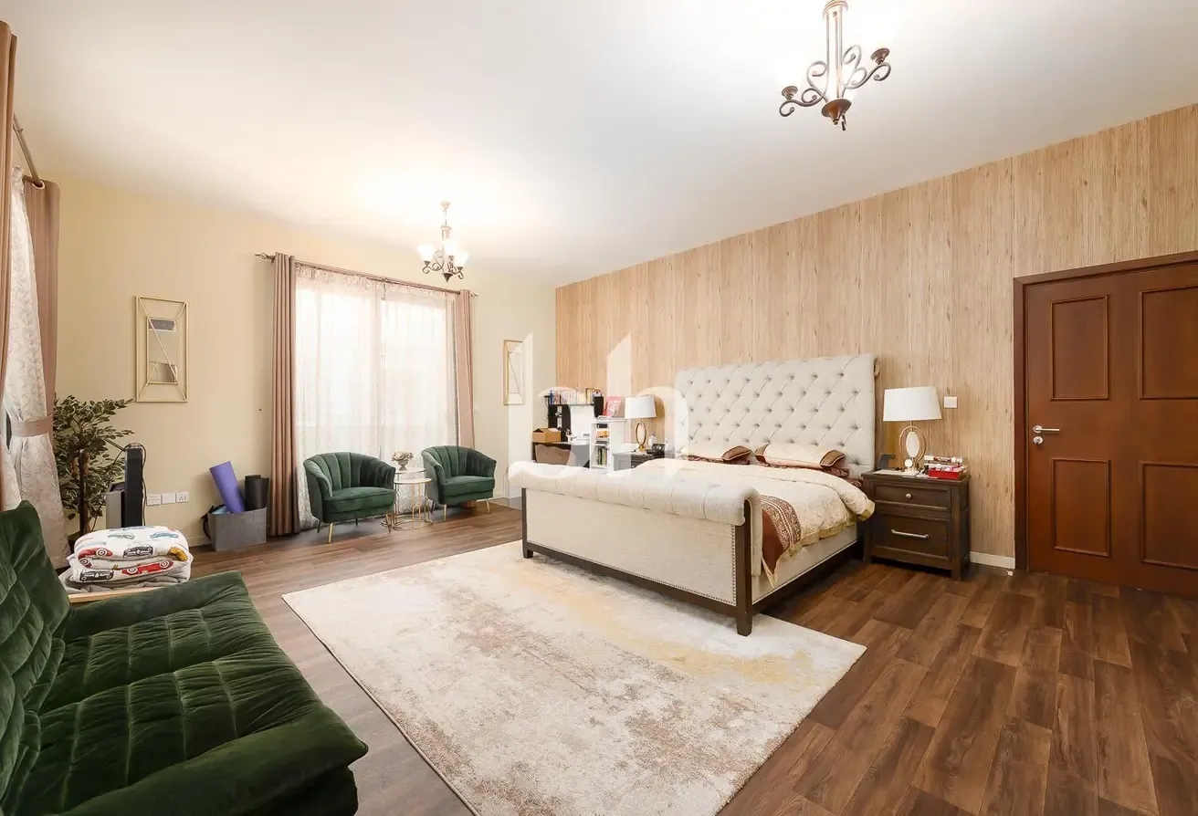 Semi Detached I Immaculate I Partially Upgraded
