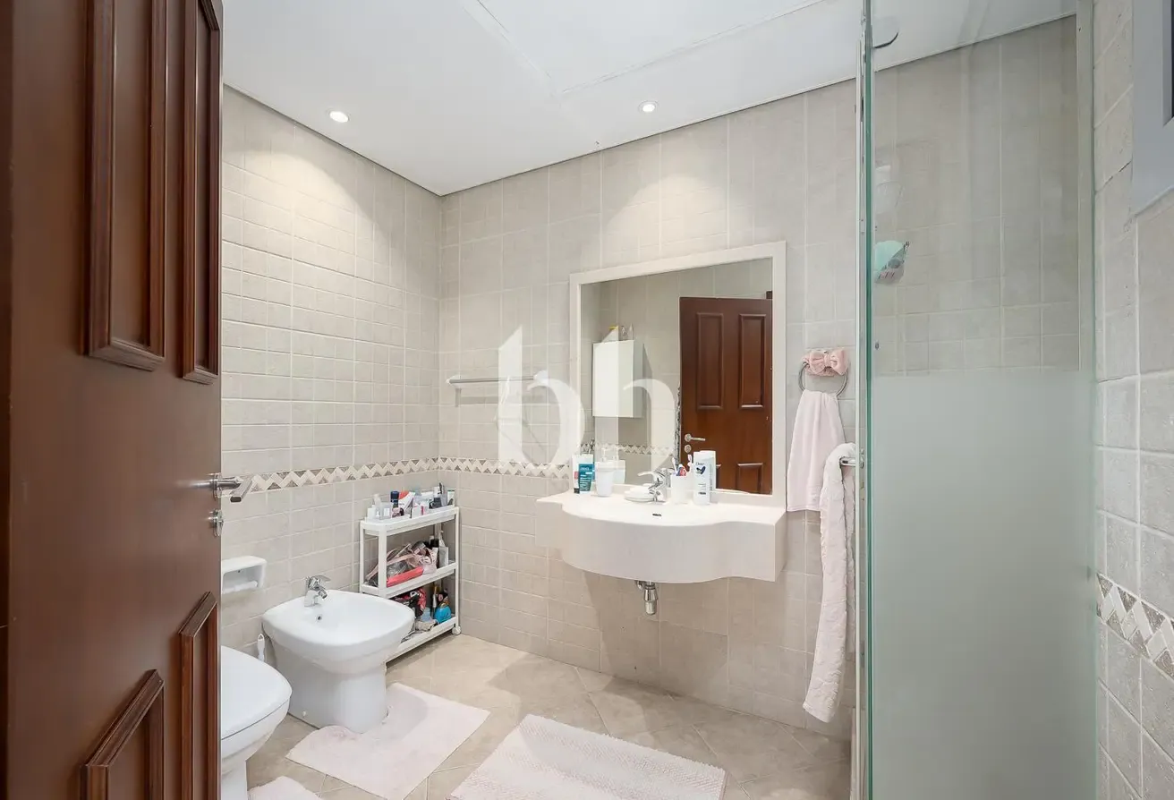 Semi Detached I Immaculate I Partially Upgraded
