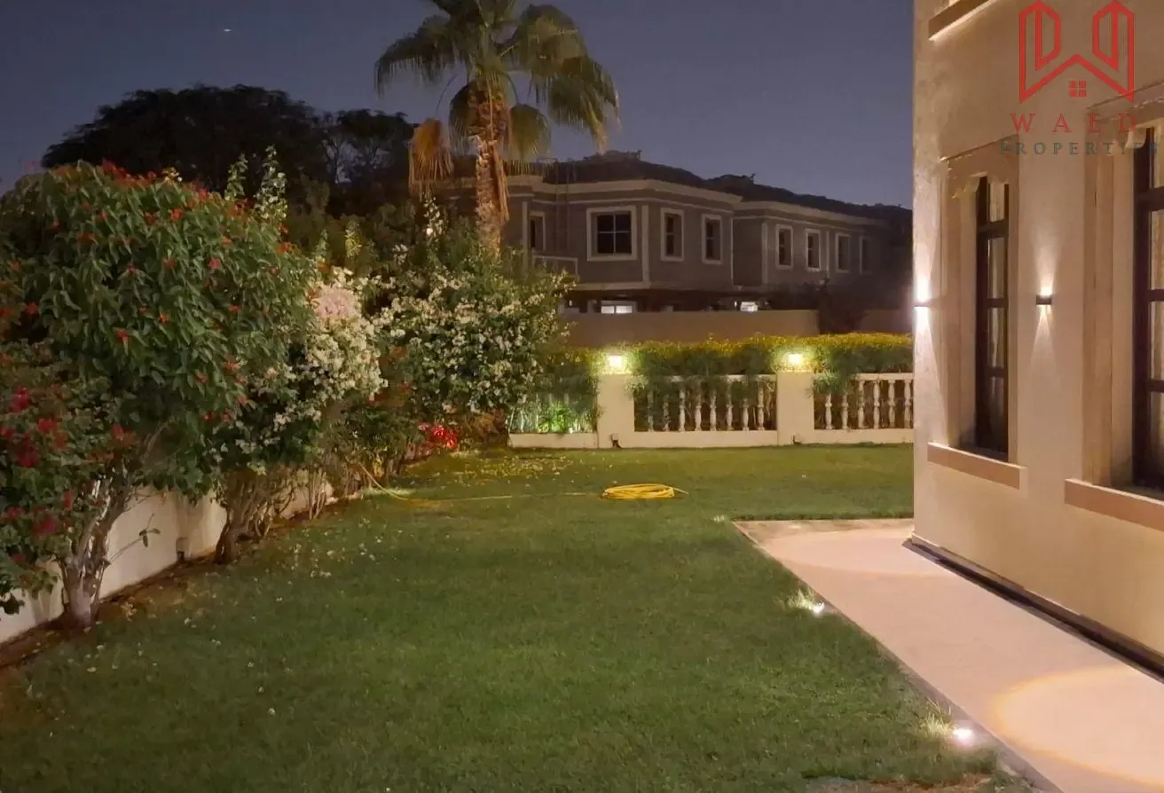 Elegant 5BR Villa |Fully Furnished |Prime Location