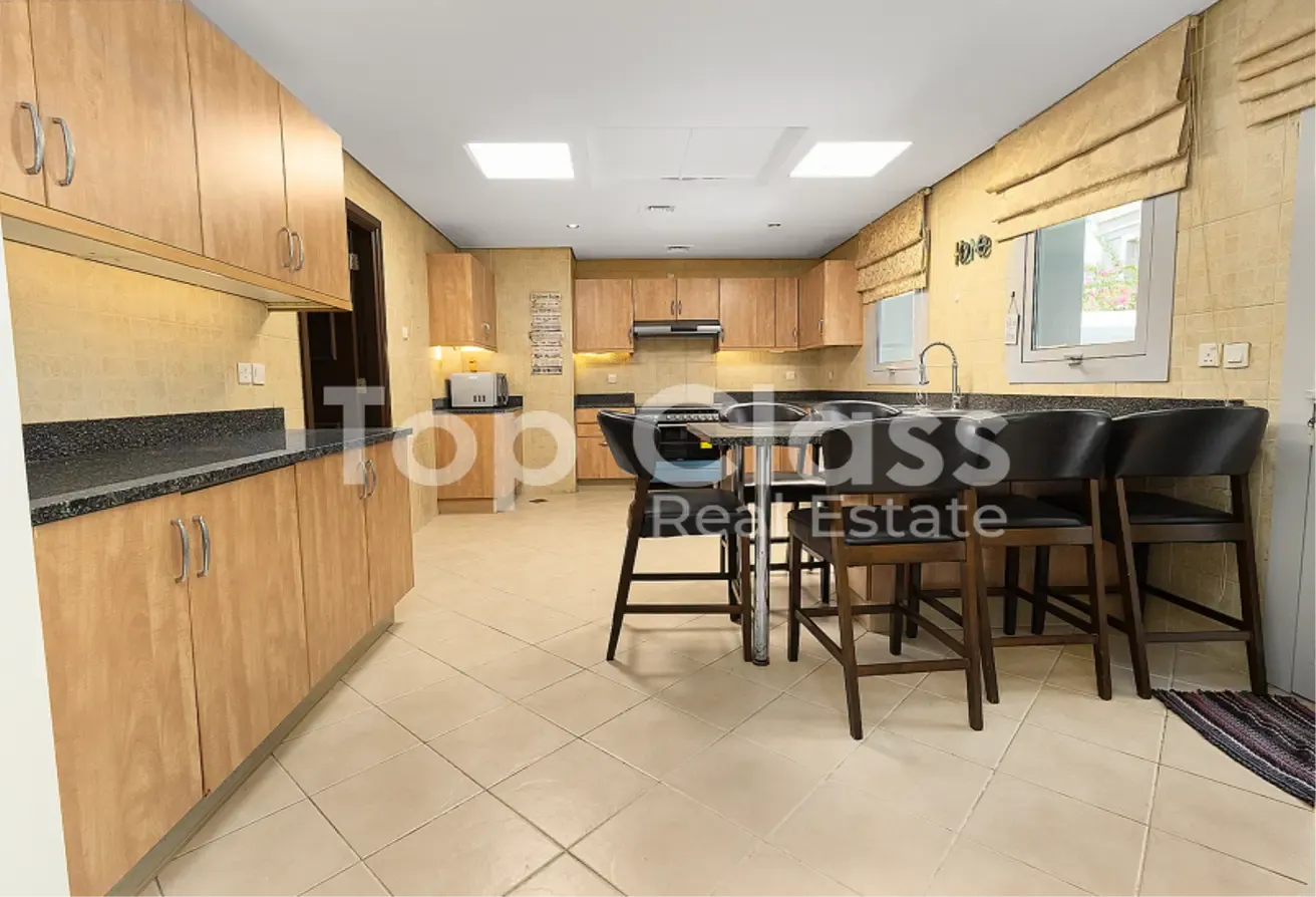 Family Villa | Community View | Great Value Rent