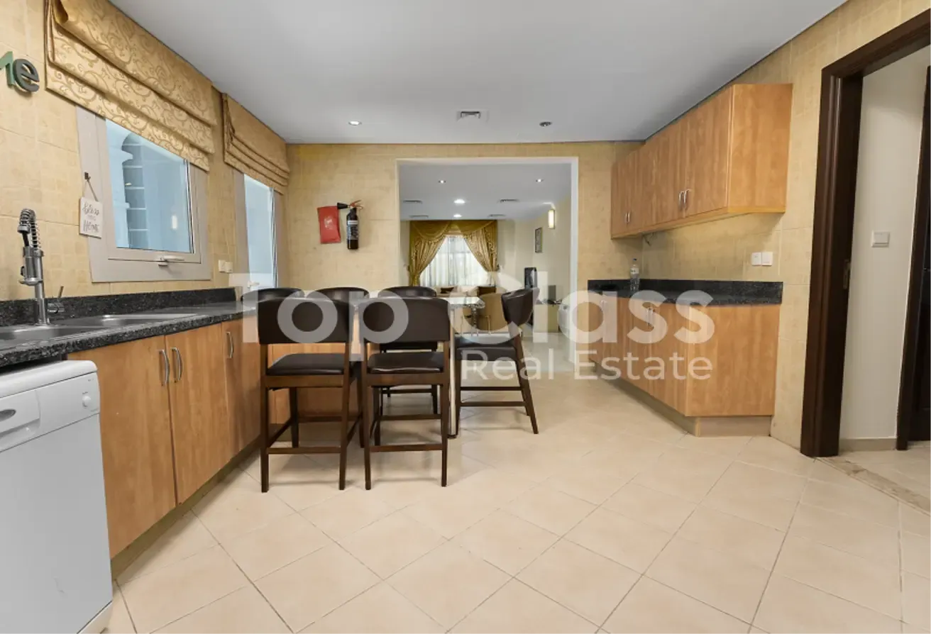 Family Villa | Community View | Great Value Rent