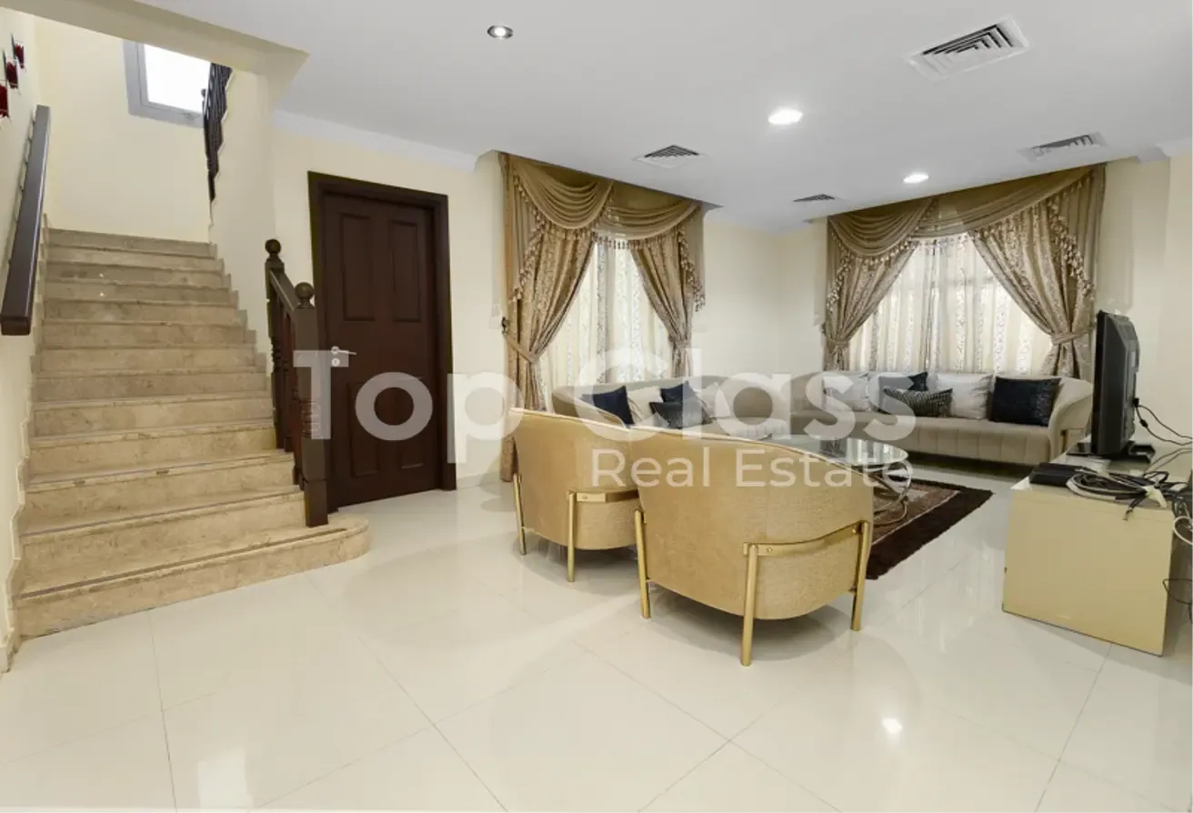 Family Villa | Community View | Great Value Rent