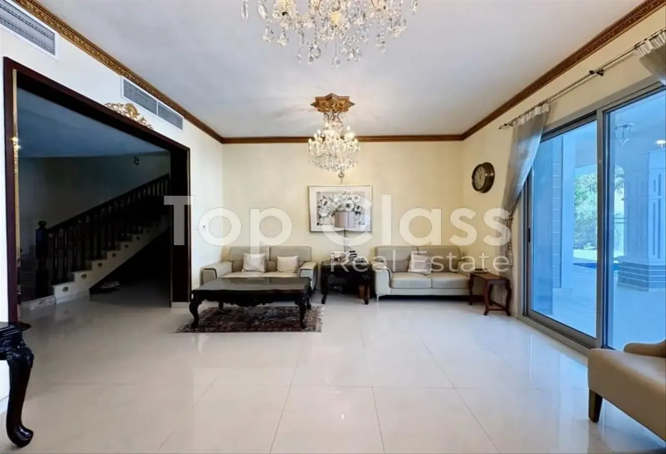 Independent Villa | Huge Private Pool | Park Views